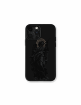 Ángel Oscuro diseño minimalista elegante en negro con detalles sutiles y estilo moderno