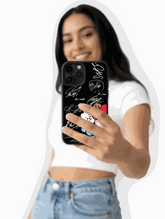 Funda BTS con firmas de los chicos y personajes coloridos de BT21 como Tata, Chimmy y Cooky