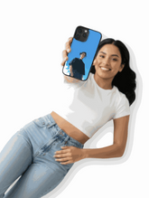 Case Geto Chill Style diseño minimalista de Geto bajo cielo azul en Jujutsu Kaisen